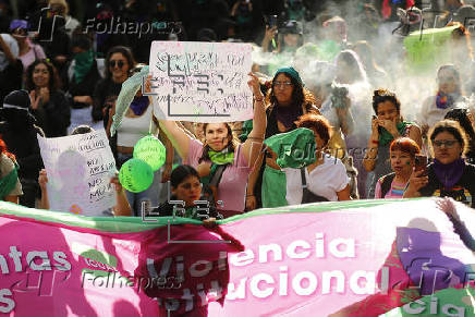 Feministas mexicanas protestan por despenalizacin total del aborto en el pas