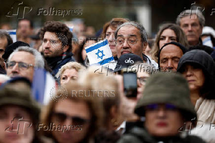 French Jews commemorate one year of Hamas attacks