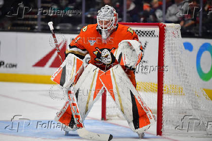 NHL: Winnipeg Jets at Anaheim Ducks