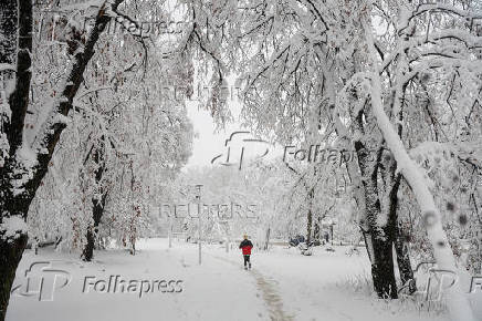 Heavy winter snowfall in Belgrade