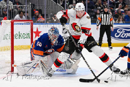 NHL: Ottawa Senators at New York Islanders