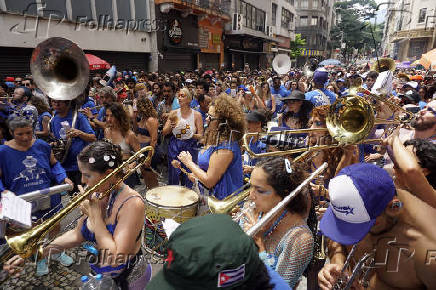 Bloco Charanga faz a largada do Carnaval em So Paulo 