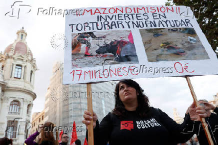 Protest against management of emergency response to the deadly floods in Valencia