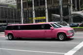 Limousine rosa na Av. Paulista
