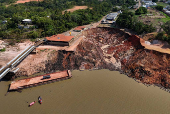 Amazonian port devoured by a drought-landslide on the banks of Solimoes