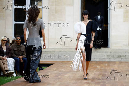 Gabriela Hearst Spring/Summer 2025 collection at Paris Fashion Week