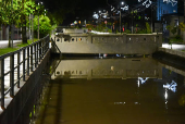 Chuva cai na cidade de Santos