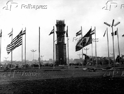 SP 450 Anos: construo do Obelisco no