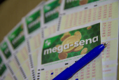 Mega-Sena acumulou em R$ 6 milhes