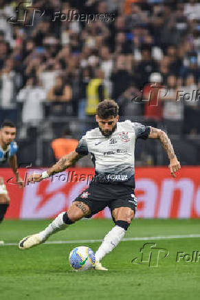 Corinthians e Grmio pelo Campeonato Brasileiro