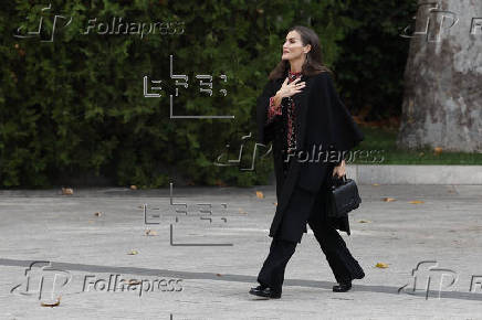 La reina doa Letizia preside el acto de entrega de la XIV edicin de los Premios Luis Carandell de periodismo parlamentario.