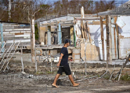 Llega a Cuba una inusual ola de ayuda humanitaria tras un mes de desastres naturales