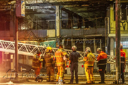 Incndio em penso no centro de Porto Alegre deixa mortos