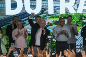 Lula discursa em evento de obra viria na rodovia Presidente Dutra, em SP