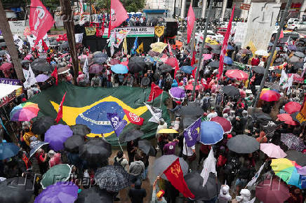 Ato da esquerda em SP em memria do golpe de 1964 