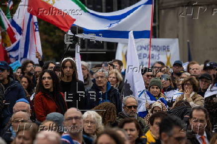 Rally in Paris for Israeli hostages held in Gaza