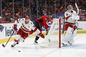 NHL: Carolina Hurricanes at Washington Capitals