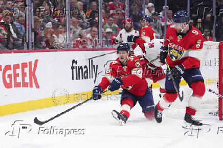 NHL: Carolina Hurricanes at Florida Panthers