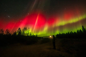 Colourful and strong northern lights light up Lapland sky