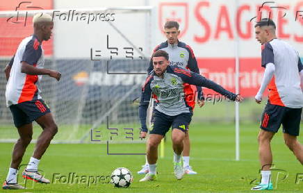 UEFA Champions League MD-1: Benfica training