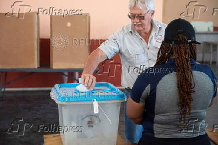 Namibians head back to the polls after voting delays