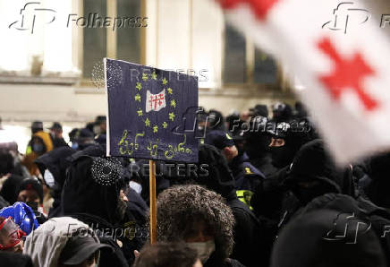 Georgian opposition supporters protest against government's EU application delay