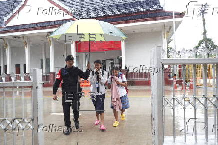Thailand closes land crossings with Cambodia amid border disputes