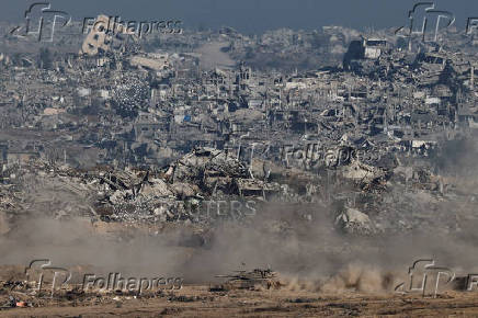 Israeli tank maneuvers in Gaza, as seen from Israel