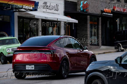 FILE PHOTO: Tesla has not yet applied for robotaxi permits in California, state regulators say