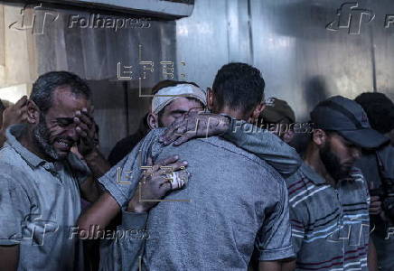 Mourning the dead at Al Shifa hospital