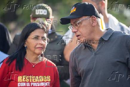 Chavistas marchan en Venezuela en respaldo a Maduro ante 
