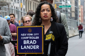 New York City Comptroller and mayoral candidate Brad Lander detained by ICE in New York