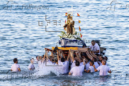 VIRGEN DEL CARMEN MAR