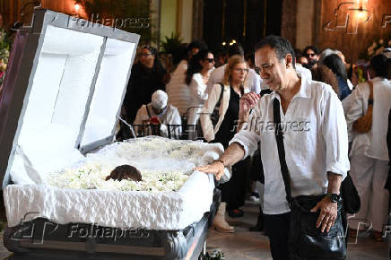 VELORIO DA CANTORA PRETA GIL