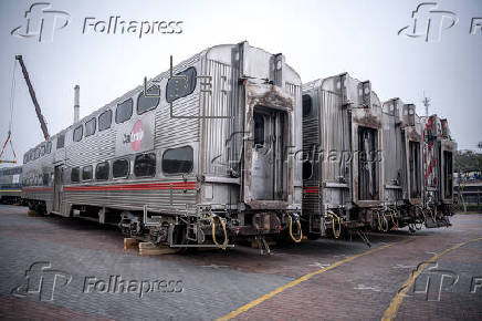 Trenes desechados en EE.UU. y entregados a Lima quedan almacenados en un parque público