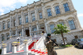 Second round of peace talks between Russia and Ukraine, in Istanbul
