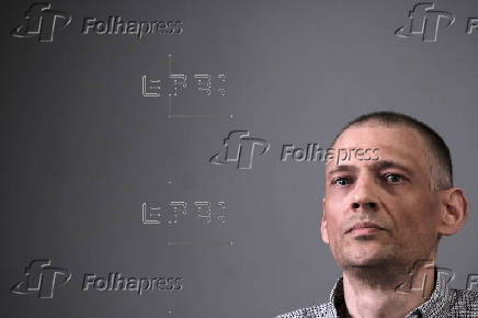 Belarus opposition leader Tikhanovsky reunites with wife in Lithuania after release
