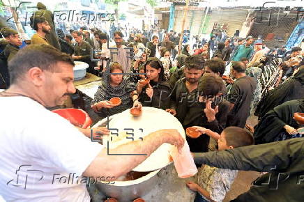 Mourning processions of Shiite Muslims on the eve of Ashura in Lahore