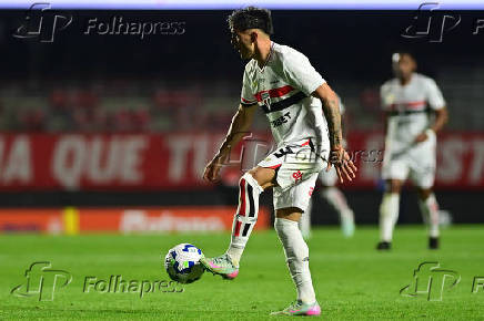 Partida entre SÃO PAULO X ATHLETICO PR pelo Campeonato Brasileiro