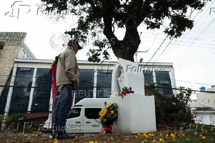 People react after Colombian Senator Miguel Uribe Turbay has died, in Bogota