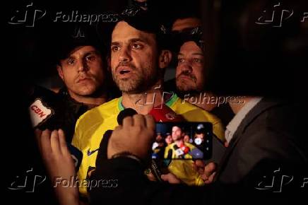 Pablo Marçal fala com jornalistas após derrota no primeiro turno