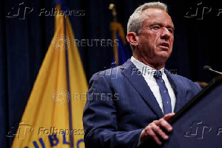 FILE PHOTO: U.S. HHS Secretary Kennedy Jr. and Centers for Medicare and Medicaid Services Administrator Oz attend a press conference, in Washington