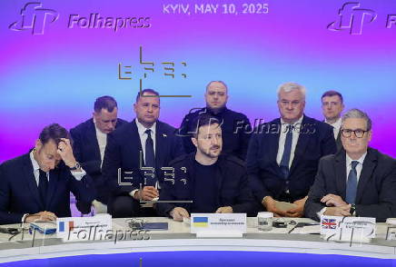 'Coalition of the willing' leaders meet in Kyiv