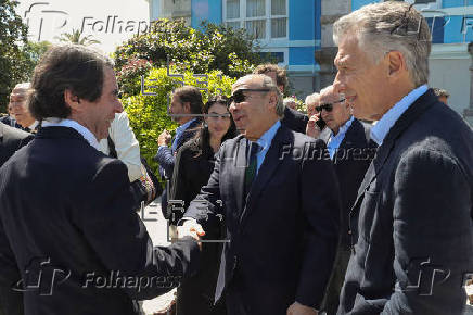 Expresidentes visitan Museo de la Emigración Fundación Archivo de Indianos