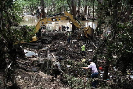 Scores killed in Texas floods