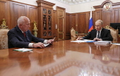 Russian President Putin meets with Rostec CEO Chemezov in Moscow