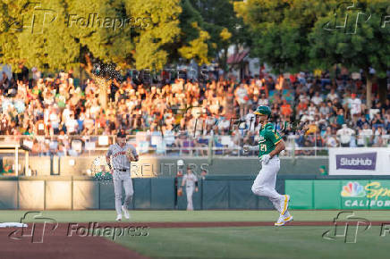 MLB: San Francisco Giants at Athletics