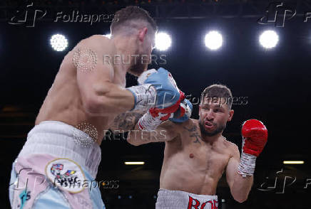 Maxi Hughes v Archie Sharp