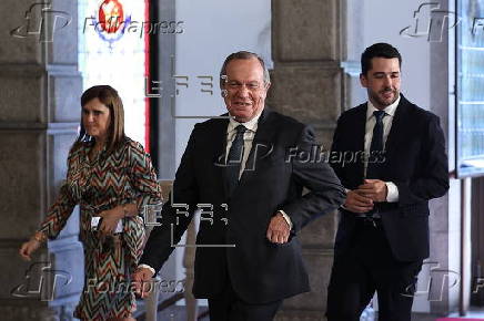 Portuguese President receives political parties in Lisbon