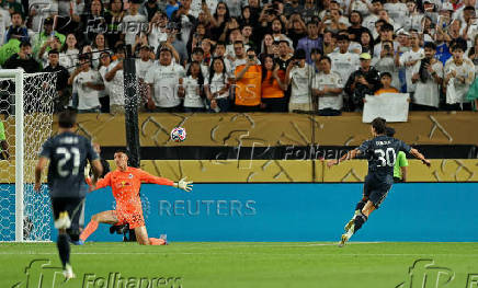 FIFA Club World Cup - Group H - RB Salzburg v Real Madrid